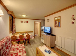 Les Menuires - Joli 3 pièces, 6 pers, pied des pistes, parking gratuit - FR-1-178-166